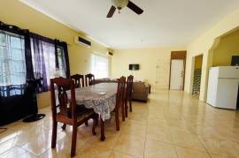 3 Bedrooms 3 Bathrooms, House for Sale in Ocho Rios