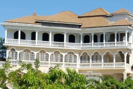 7 Bedrooms 7 Bathrooms, House for Sale in Negril