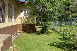 3 Bedrooms 3 Bathrooms, House for Sale in Ocho Rios