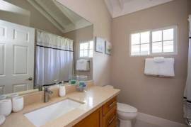 3 Bedrooms 2 Bathrooms, House for Sale in Oracabessa