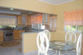 5 Bedrooms 4 Bathrooms, House for Sale in Mandeville