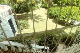 9 Bedrooms 6 Bathrooms, House for Sale in Montego Bay