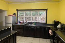 5 Bedrooms 3 Bathrooms, House for Sale in Kingston 19