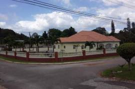 4 Bedrooms 4 Bathrooms, House for Sale in Mandeville