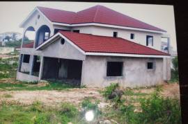 5 Bedrooms 3 Bathrooms, House for Sale in May Pen