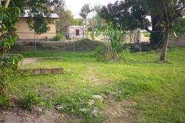 4 Bedrooms 3 Bathrooms, House for Sale in Savanna-La-Mar