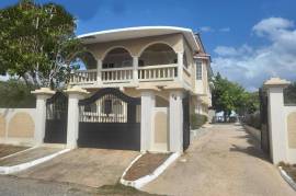 4 Bedrooms 3 Bathrooms, House for Sale in Greater Portmore