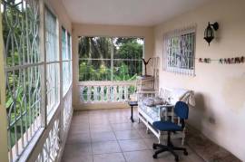 4 Bedrooms 4 Bathrooms, House for Sale in Falmouth