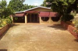 5 Bedrooms 5 Bathrooms, House for Sale in Kingston 19