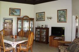 2 Bedrooms 3 Bathrooms, House for Sale in St. Margaret's Bay