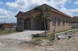 3 Bedrooms 2 Bathrooms, House for Sale in May Pen