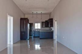 3 Bedrooms 2 Bathrooms, House for Sale in May Pen