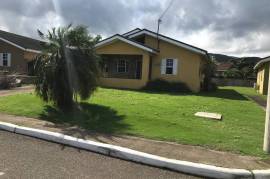 3 Bedrooms 2 Bathrooms, House for Sale in Saint Ann's Bay