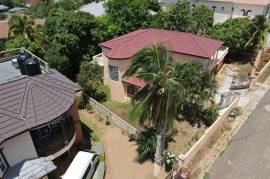 7 Bedrooms 5 Bathrooms, House for Sale in Spanish Town