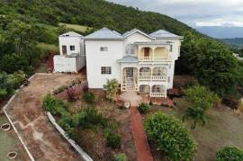 9 Bedrooms 4 Bathrooms, House for Sale in Top Hill