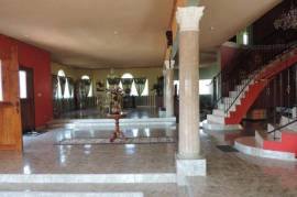 5 Bedrooms 5 Bathrooms, House for Sale in Bog Walk