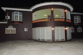 5 Bedrooms 5 Bathrooms, House for Sale in Bog Walk