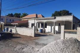 3 Bedrooms 3 Bathrooms, House for Sale in Kingston 19