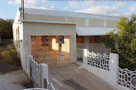 3 Bedrooms 3 Bathrooms, House for Sale in Greater Portmore