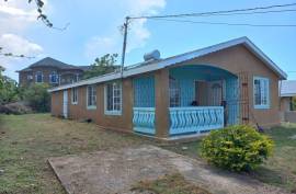 3 Bedrooms 3 Bathrooms, House for Sale in Duncans