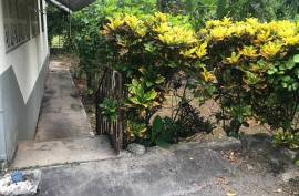 3 Bedrooms 2 Bathrooms, House for Sale in Browns Town