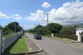 4 Bedrooms 2 Bathrooms, House for Sale in Kingston 19