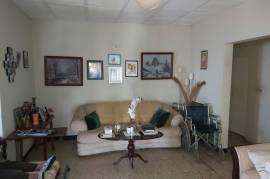 3 Bedrooms 2 Bathrooms, House for Sale in Tower Isle