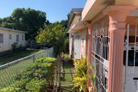 4 Bedrooms 3 Bathrooms, House for Sale in Kingston 20