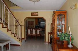 7 Bedrooms 4 Bathrooms, House for Sale in Old Harbour