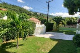 5 Bedrooms 3 Bathrooms, House for Sale in Kingston 19