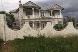 5 Bedrooms 5 Bathrooms, House for Private in Greater Portmore