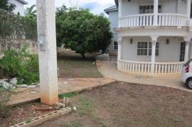 5 Bedrooms 5 Bathrooms, House for Private in Greater Portmore