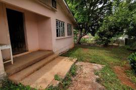 3 Bedrooms 2 Bathrooms, House for Sale in Mandeville