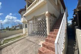 8 Bedrooms 4 Bathrooms, House for Sale in Spanish Town