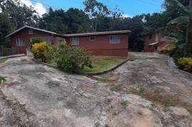 9 Bedrooms 4 Bathrooms, House for Sale in Browns Town