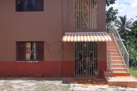 9 Bedrooms 4 Bathrooms, House for Sale in Browns Town