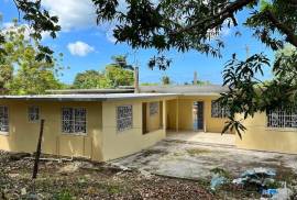 4 Bedrooms 2 Bathrooms, House for Sale in Montego Bay