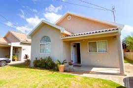 2 Bedrooms 1 Bathrooms, House for Sale in Spanish Town