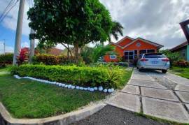 2 Bedrooms 2 Bathrooms, House for Sale in Saint Ann's Bay