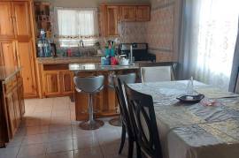 4 Bedrooms 3 Bathrooms, House for Sale in Spanish Town