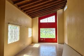 4 Bedrooms 3 Bathrooms, House for Sale in Spanish Town