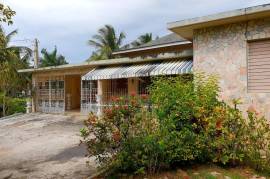 5 Bedrooms 4 Bathrooms, House for Sale in Montego Bay