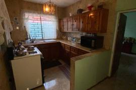 3 Bedrooms 2 Bathrooms, House for Sale in Kingston 20