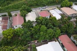 5 Bedrooms 3 Bathrooms, House for Sale in Kingston 8