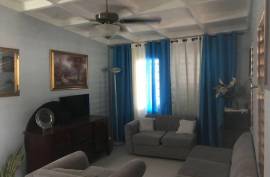 4 Bedrooms 2 Bathrooms, House for Sale in Kingston 19