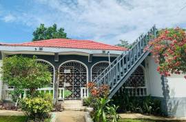 3 Bedrooms 2 Bathrooms, House for Sale in Bluefields