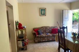 4 Bedrooms 3 Bathrooms, House for Sale in Runaway Bay