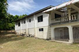 4 Bedrooms 3 Bathrooms, House for Sale in Runaway Bay