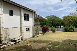 4 Bedrooms 3 Bathrooms, House for Sale in Runaway Bay