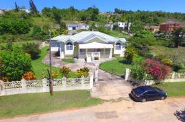 3 Bedrooms 3 Bathrooms, House for Sale in Mandeville